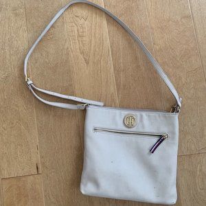 Light pink purse